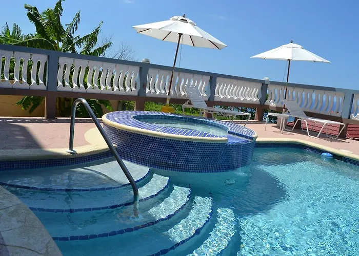 Sea View Heights Pensión Montego Bay